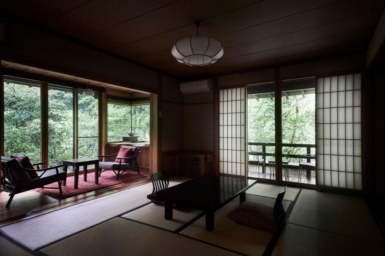 Hotel Kurokawa Onsen Oku No Yu Minamioguni Exterior foto